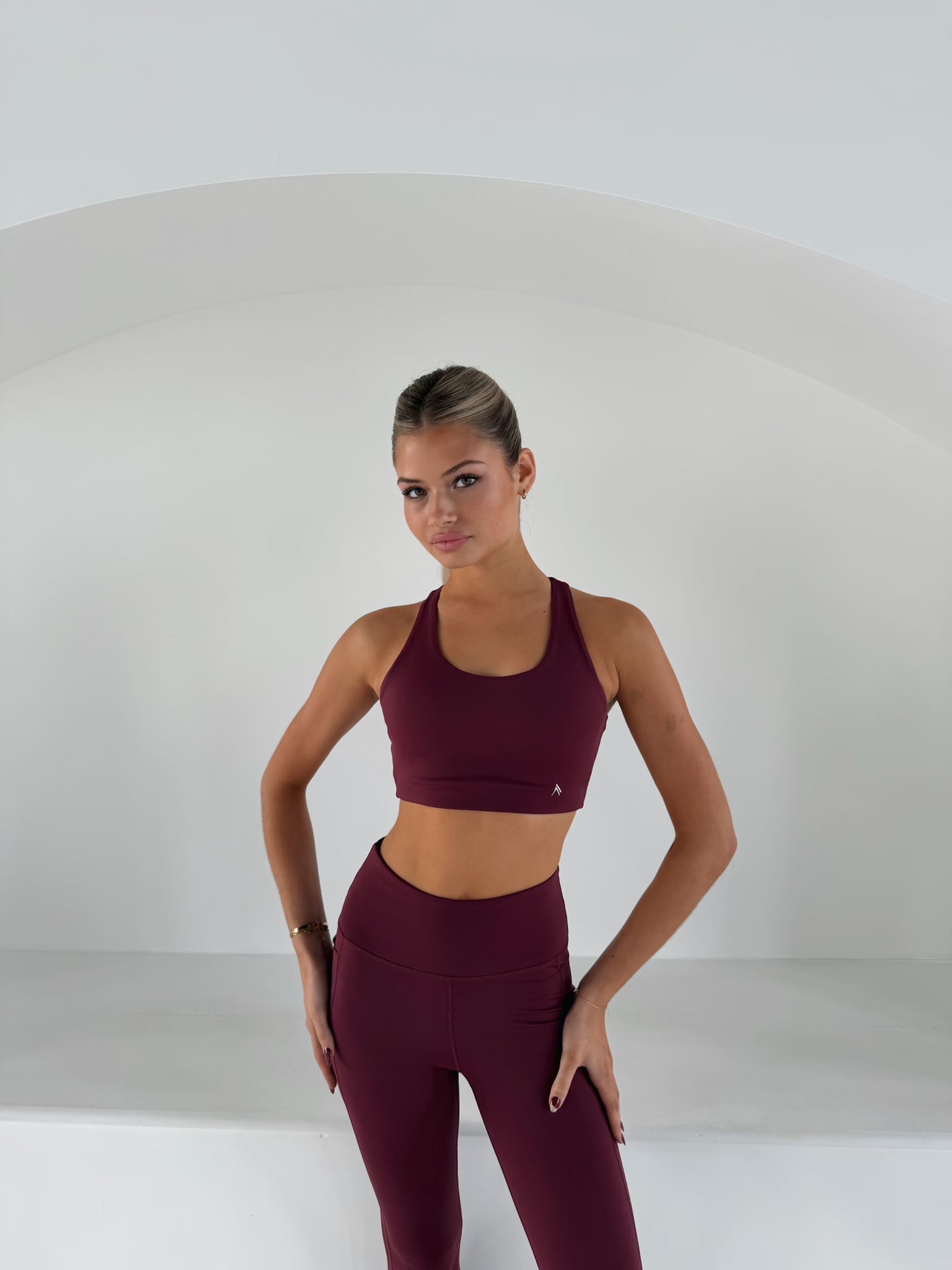 BREATHE SPORTS BRA - WINE