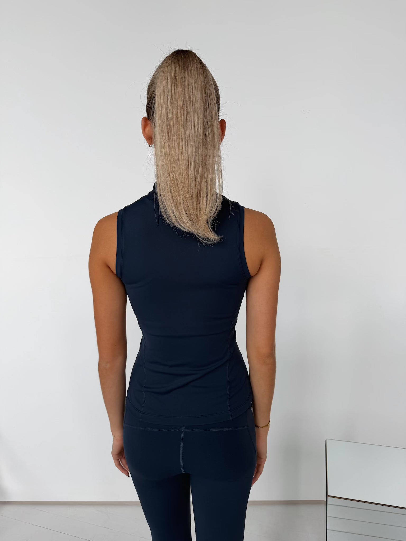 FORM 1/4 ZIP TANK - NAVY