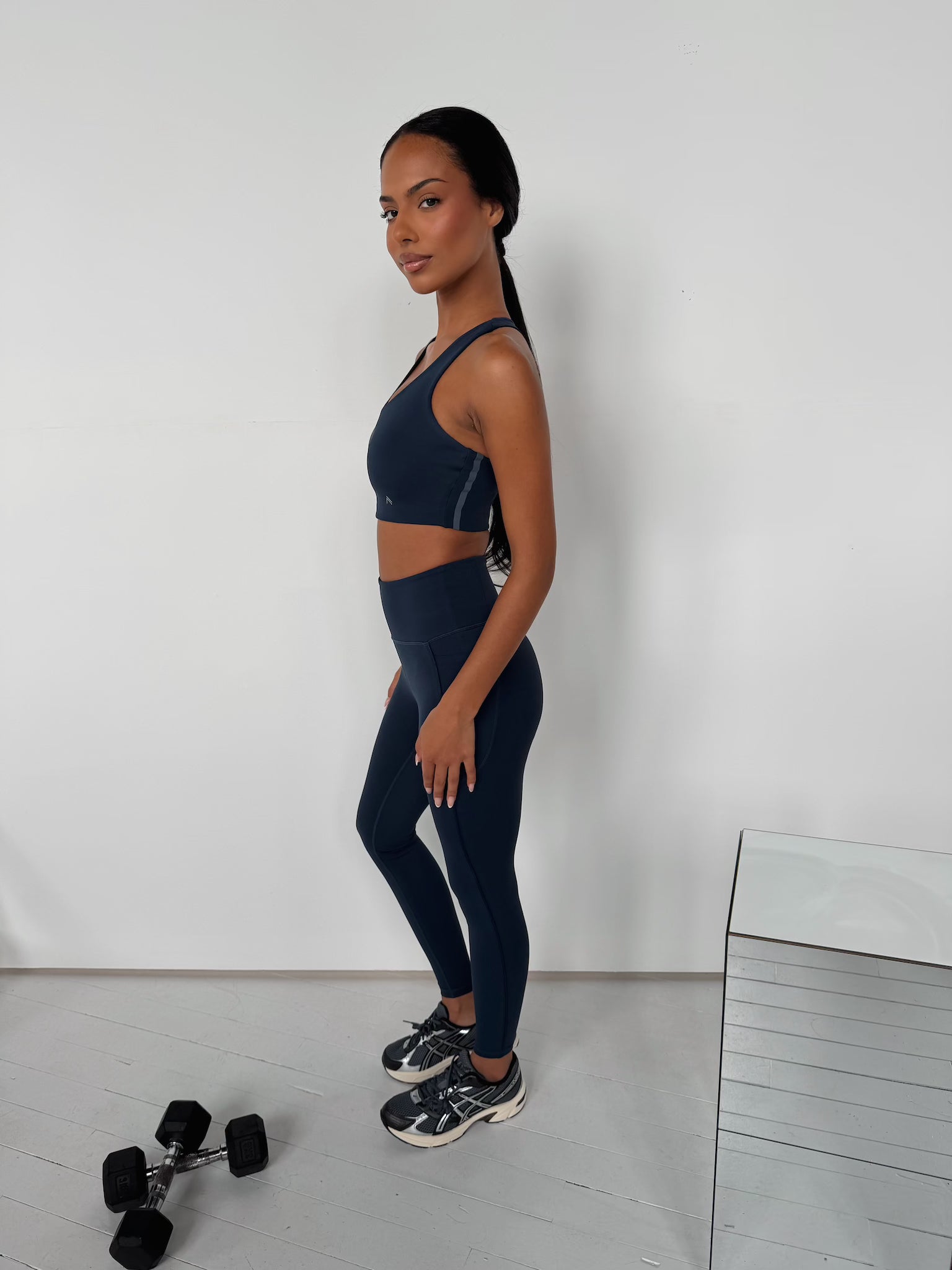 BREATHE SPORTS BRA - NAVY