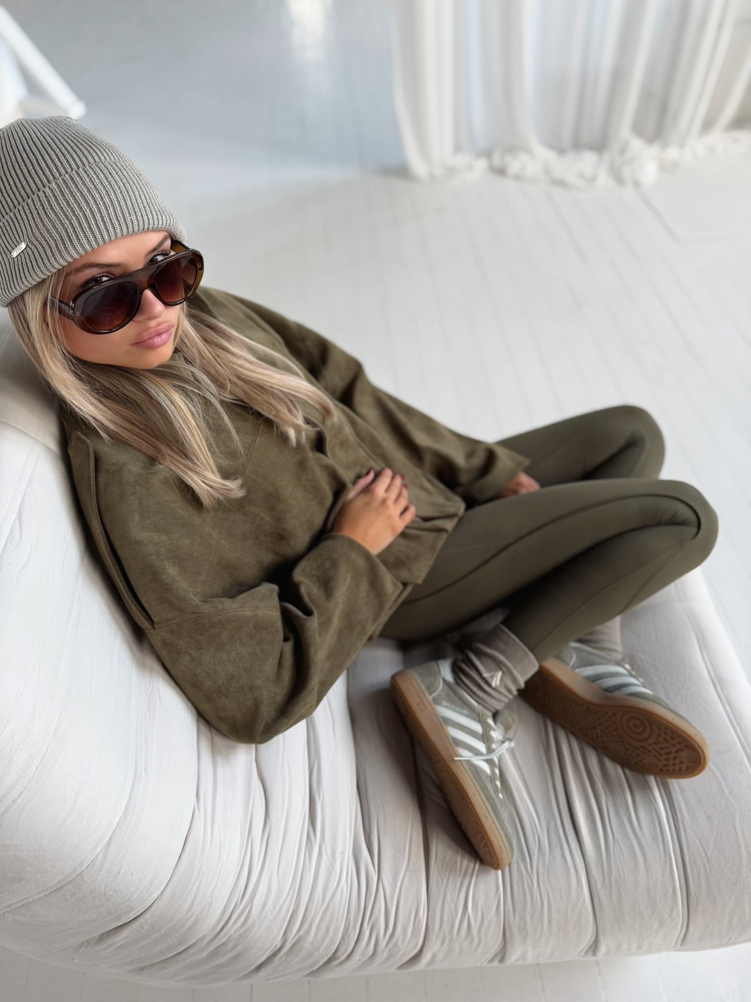 ULTIMATE KNIT BEANIE - ELEPHANT