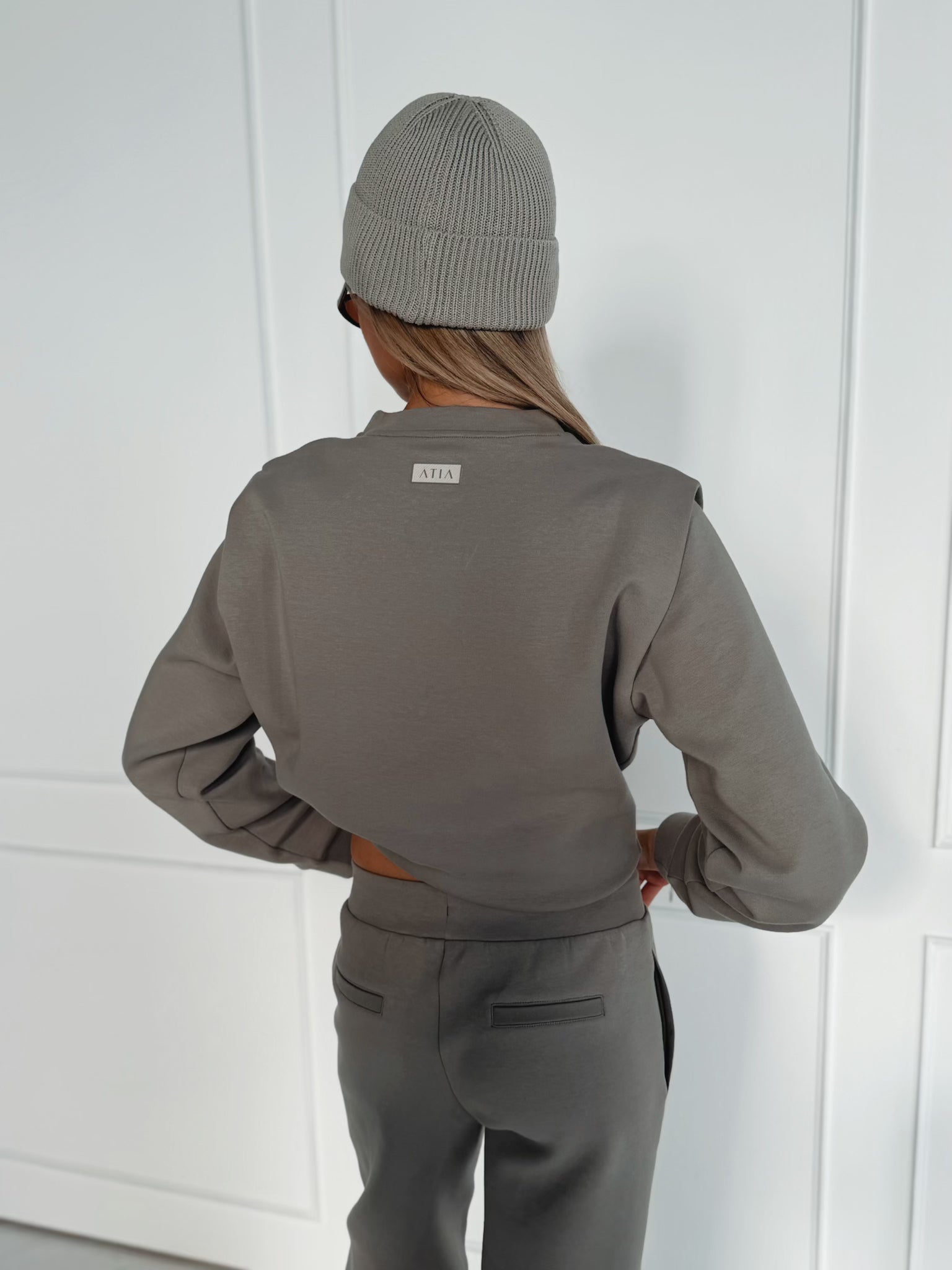 ULTIMATE KNIT BEANIE - ELEPHANT