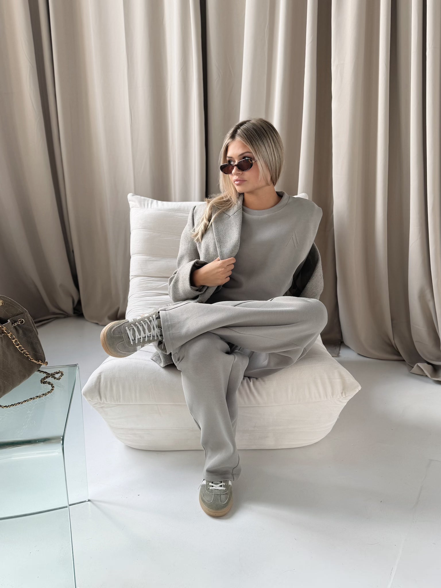 ALIGN PINTUCK SWEATSHIRT - ELEPHANT