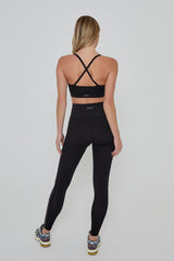 Model wears ENERGISE LEGGINGS 