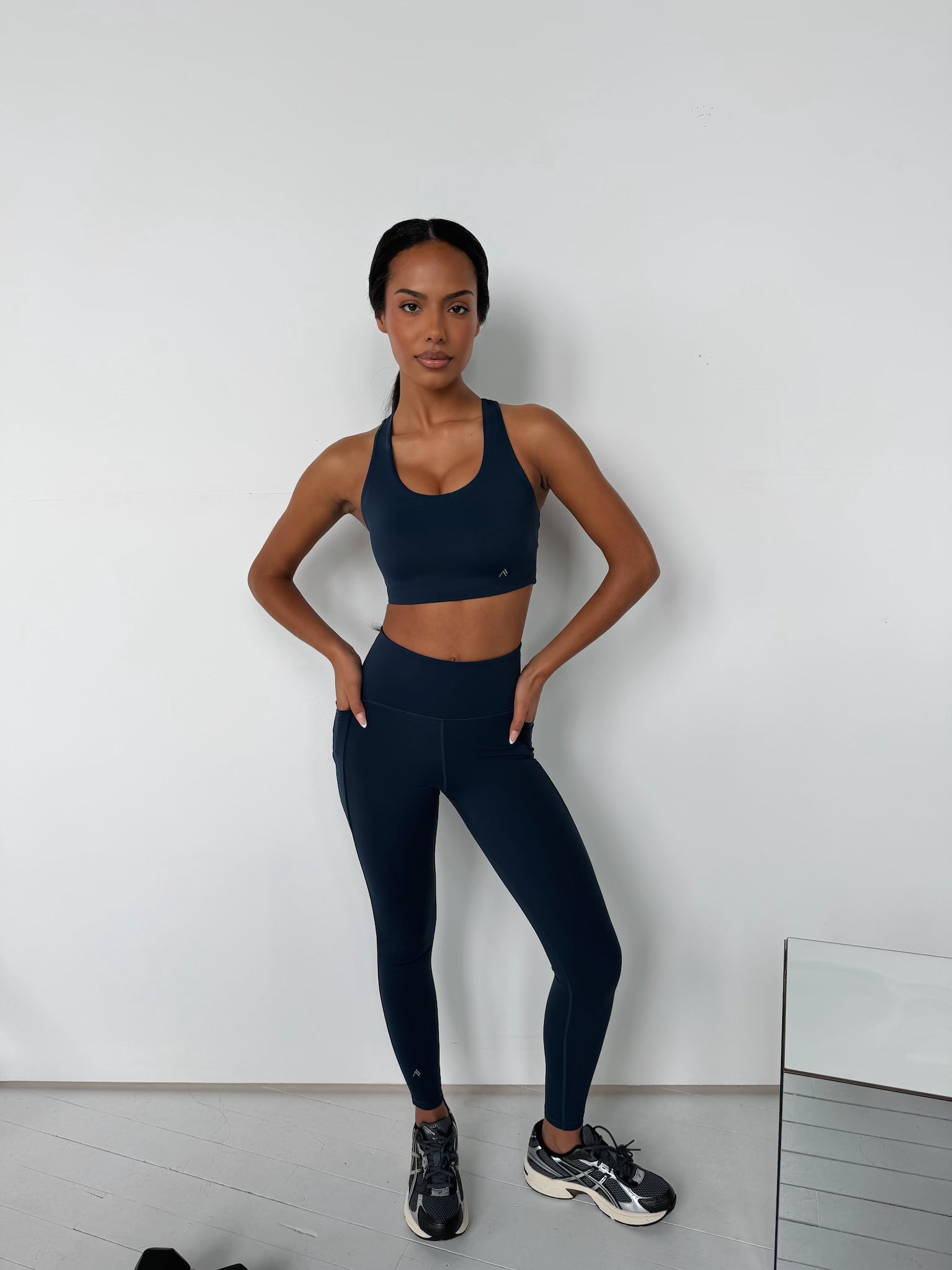 BREATHE SPORTS BRA - NAVY