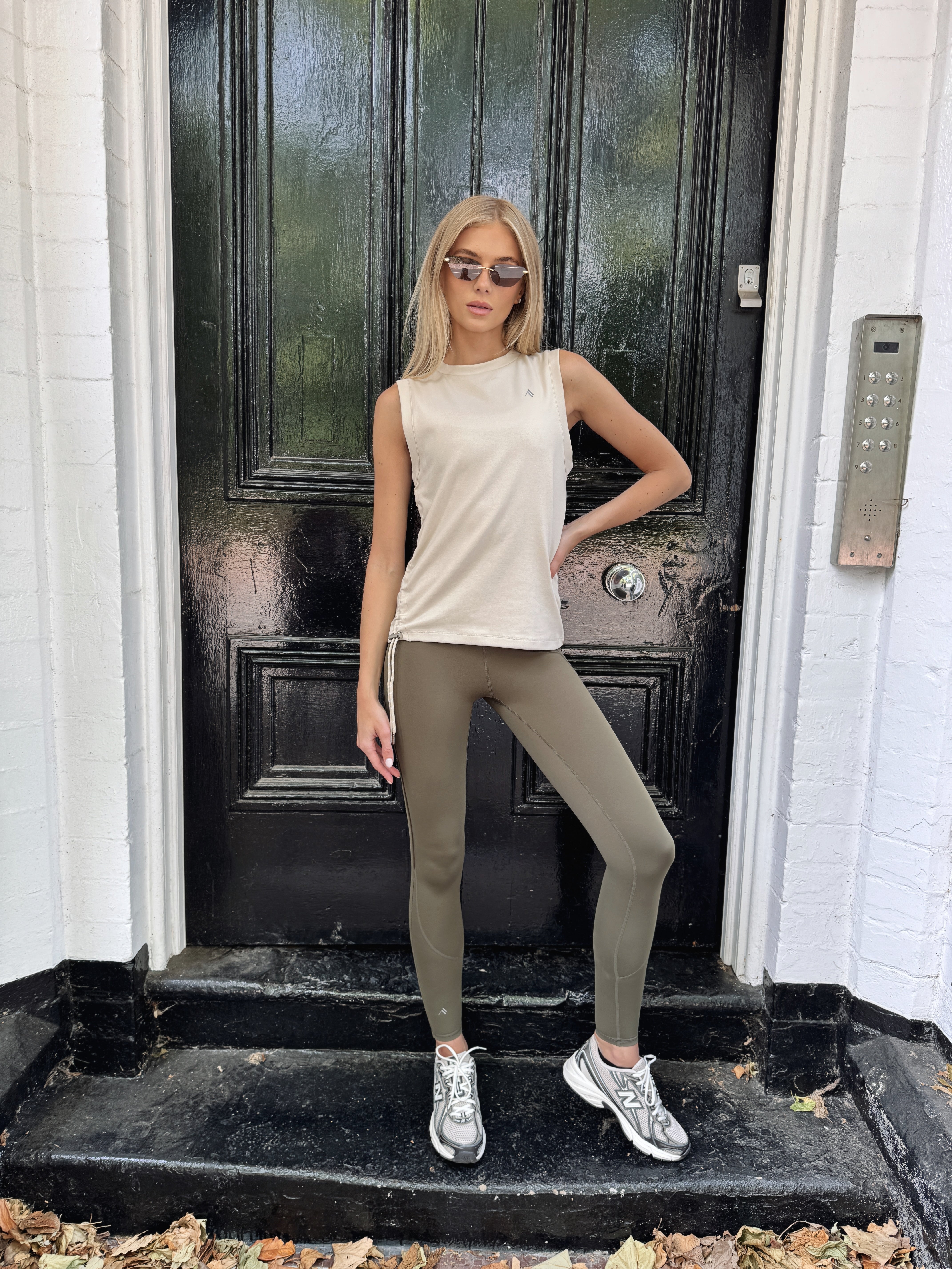 CENTRED LEGGINGS - OLIVE NIGHT