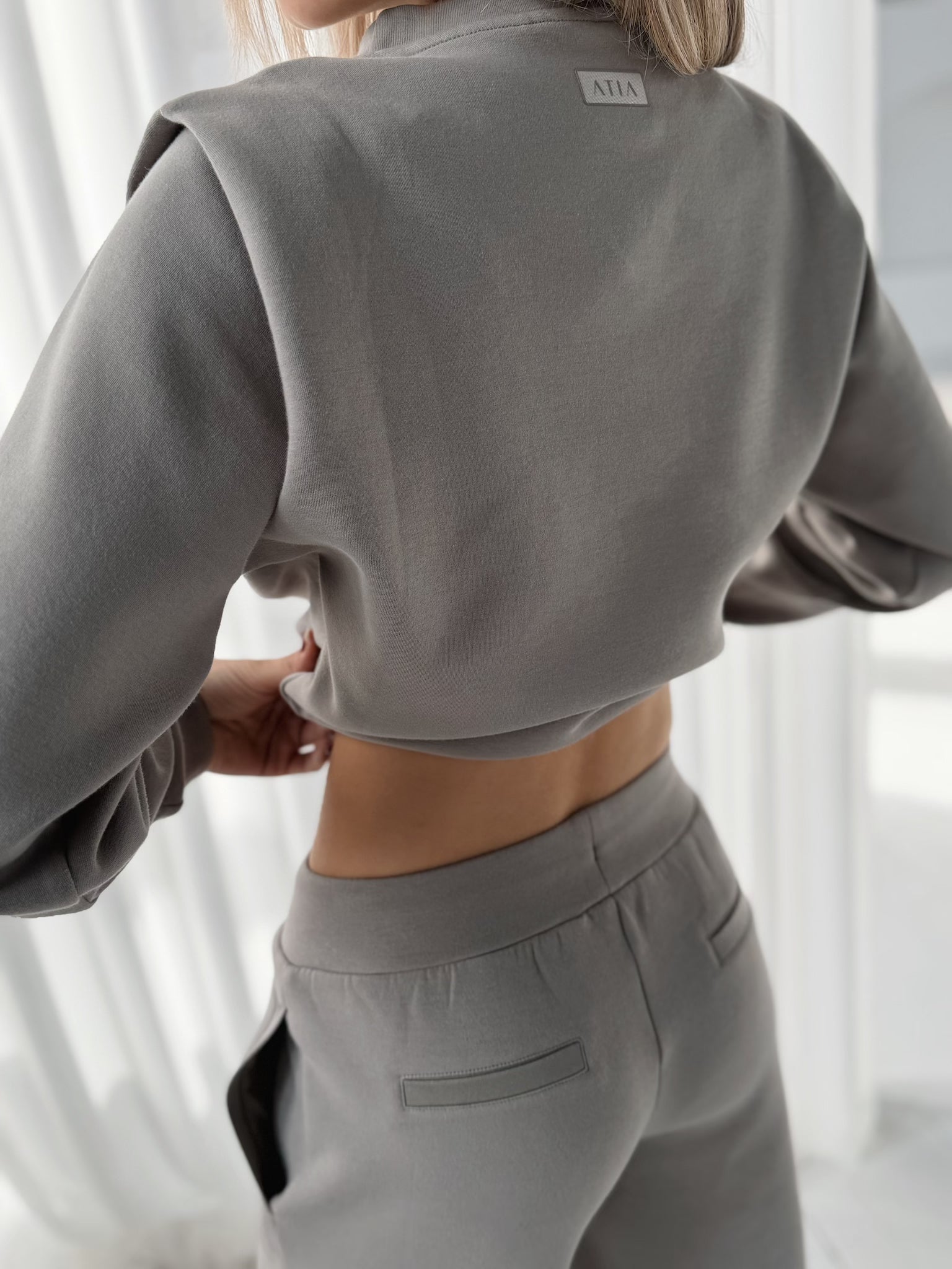 ALIGN PINTUCK SWEATSHIRT - ELEPHANT