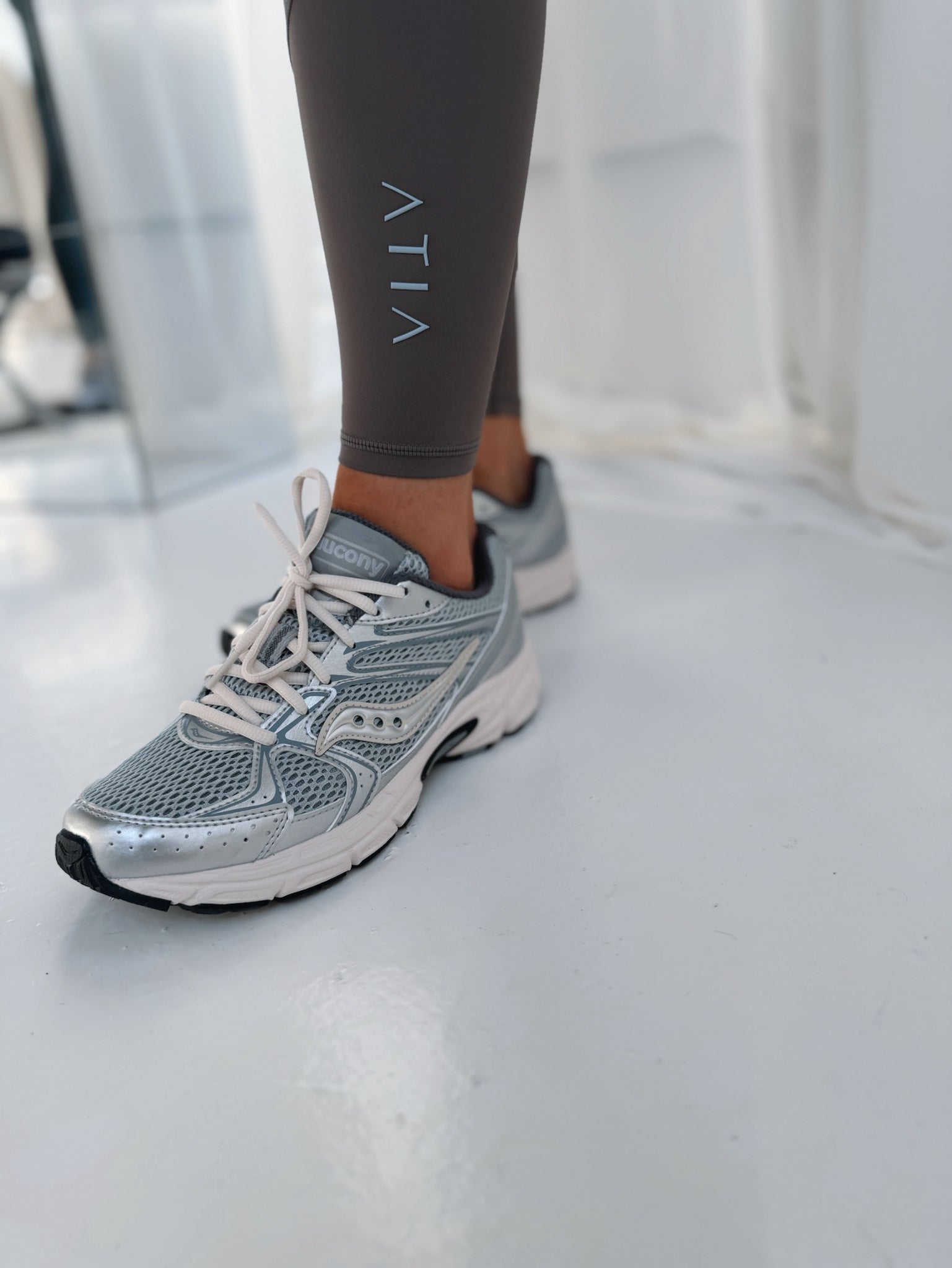 FLEX LEGGINGS - TRUFFLE