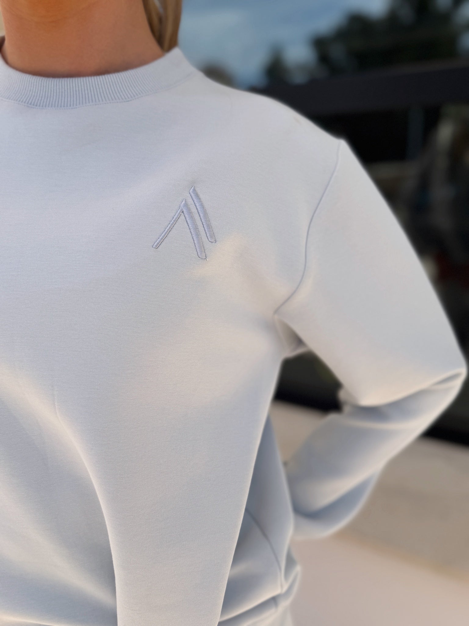 AIRE TUCK SWEATSHIRT - SHORE