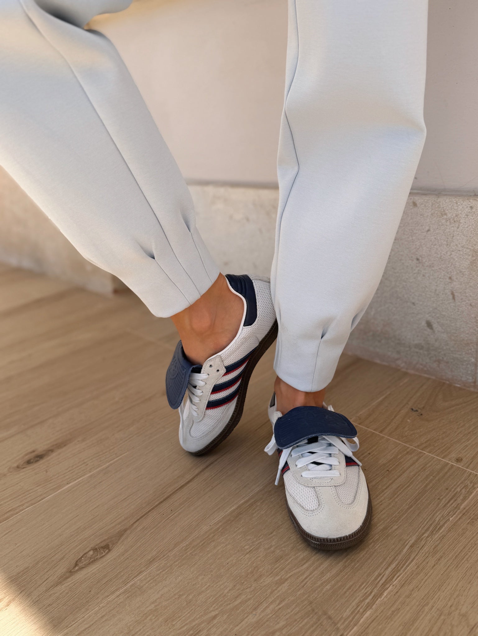 AIRE TAPERED JOGGERS - SHORE