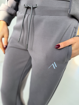 VELA STRAIGHT LEG JOGGERS - TRUFFLE