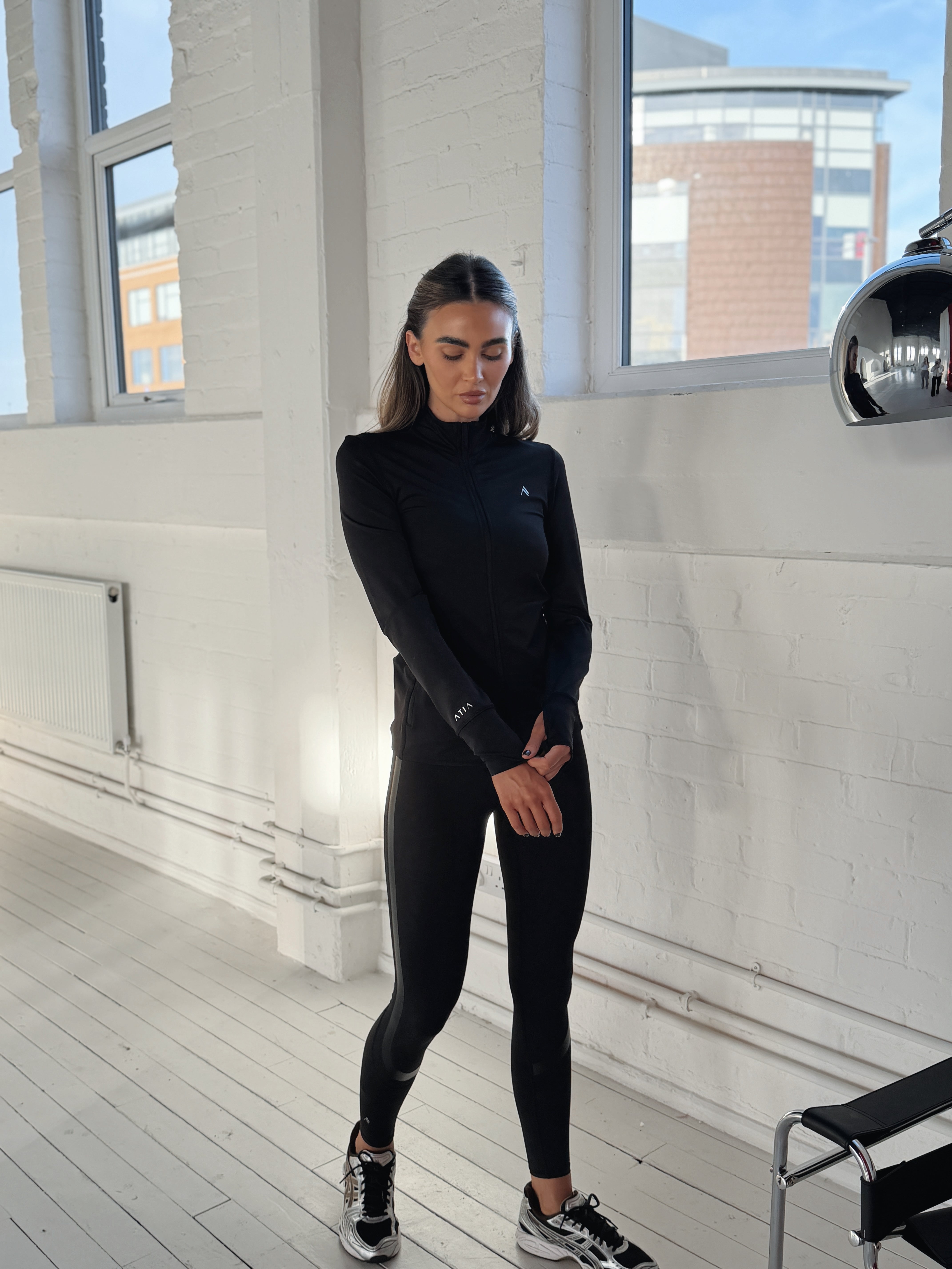 ASPIRE ZIP UP JACKET - BLACK