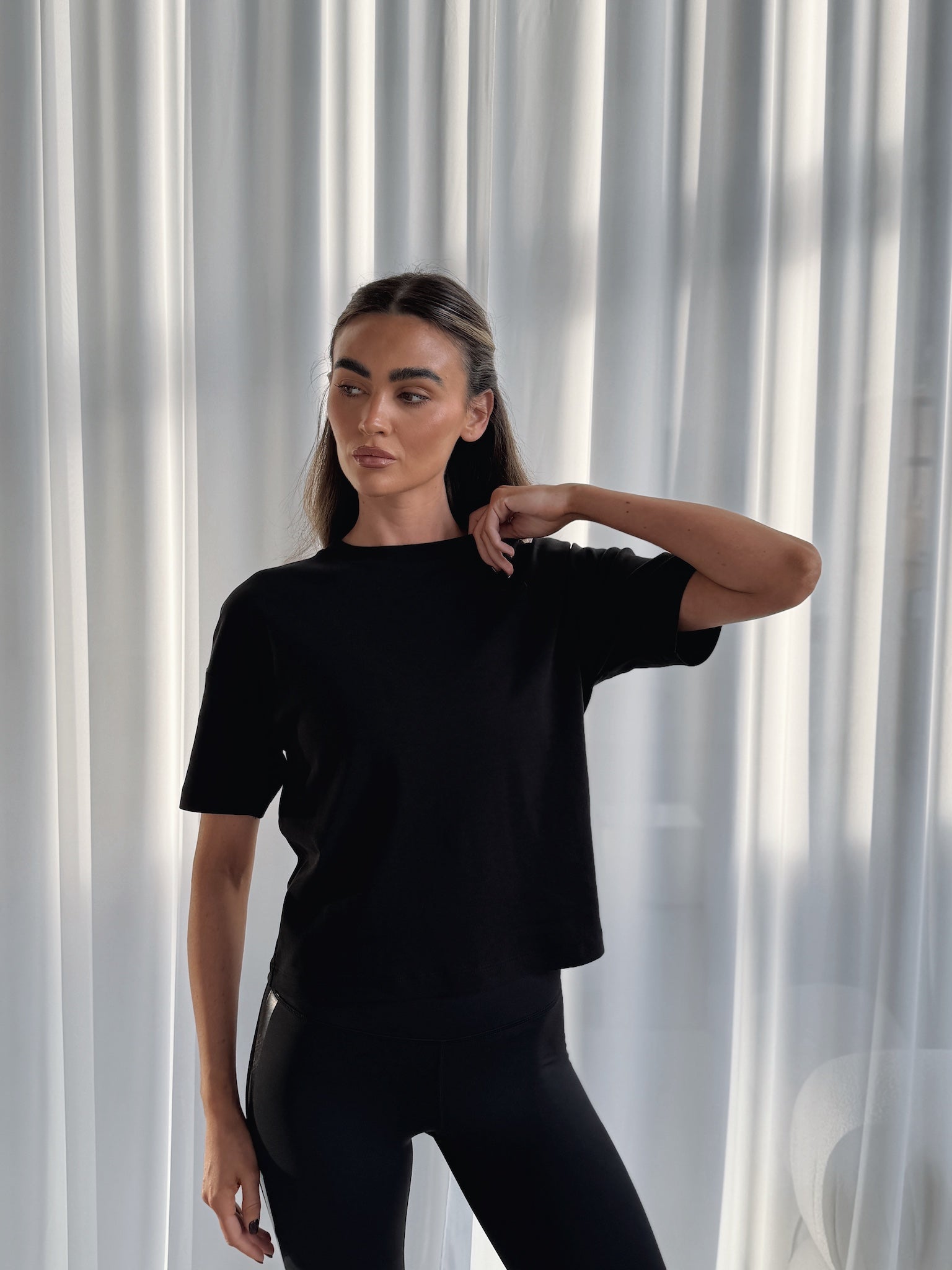 REFINED TEE - BLACK