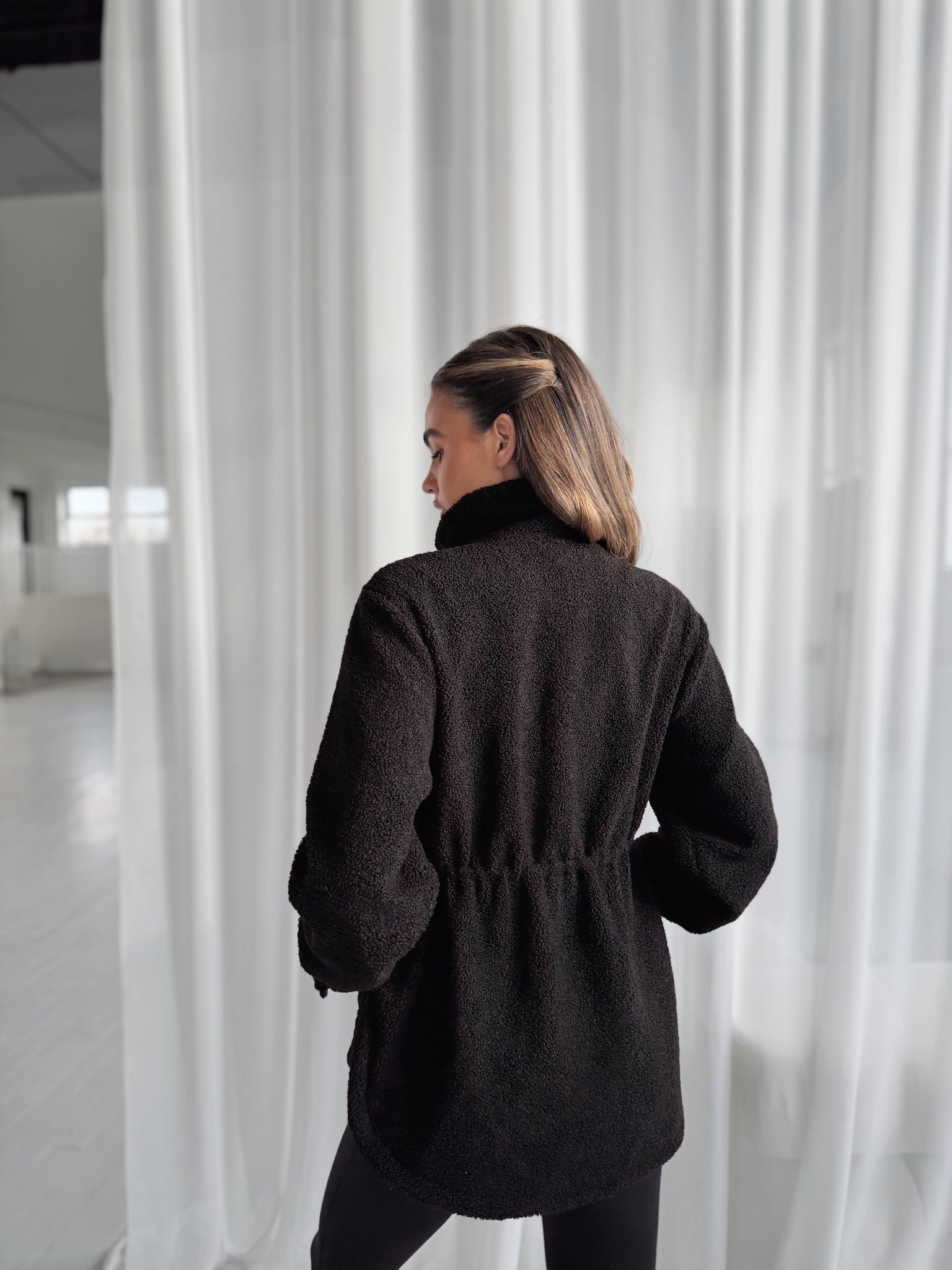 FREEDOM SHERPA JACKET - BLACK