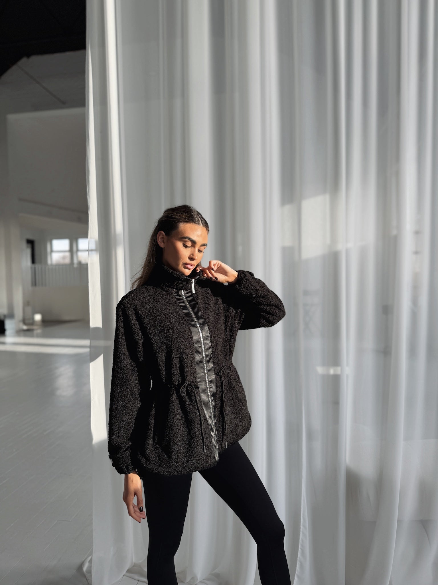 FREEDOM SHERPA JACKET - BLACK