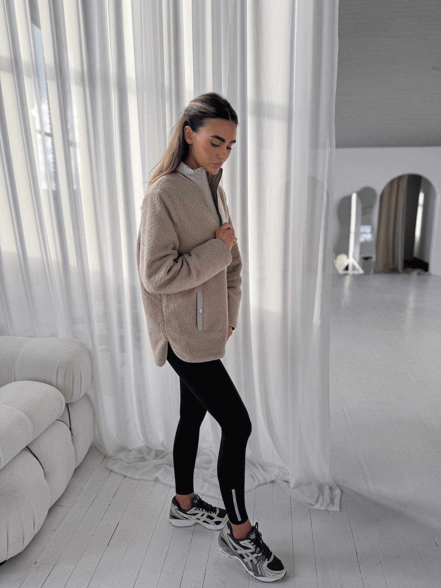 VERSA DUAL 1/2 ZIP JACKET - PEBBLE / NATURAL