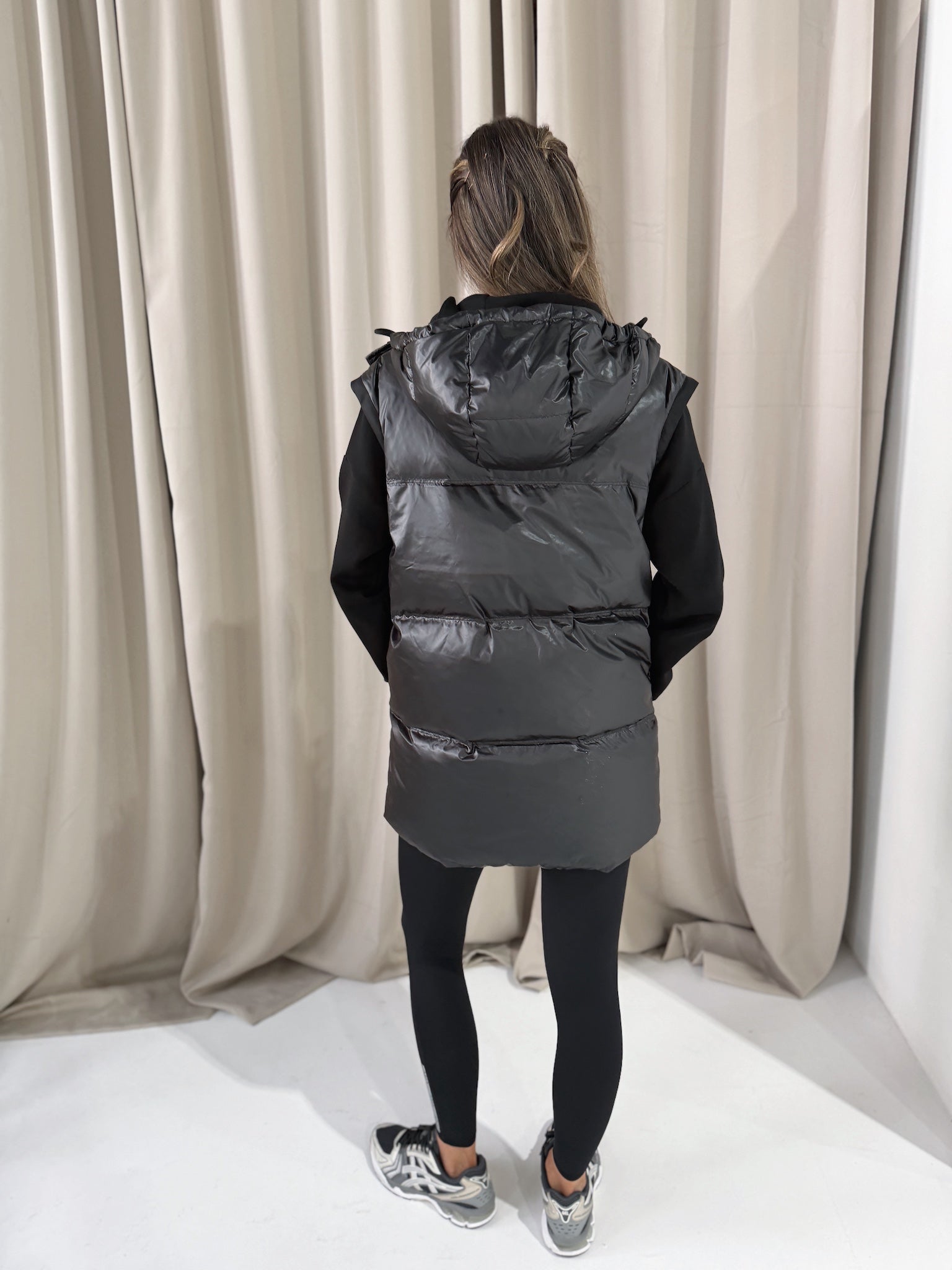 DISCOVERY 2 IN 1 DOWN FEATHER COAT / GILET - BLACK