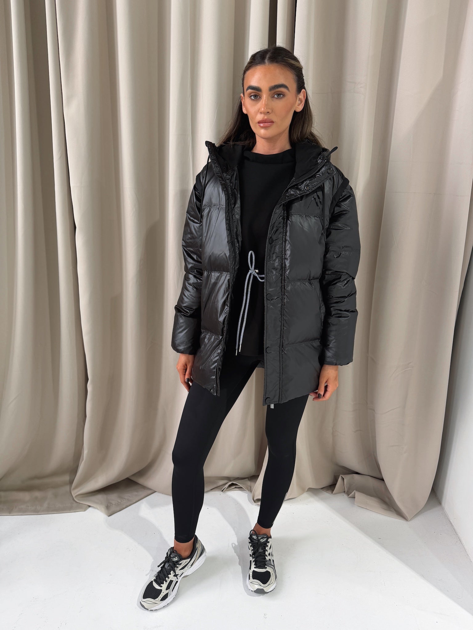 DISCOVERY 2 IN 1 DOWN FEATHER COAT / GILET - BLACK