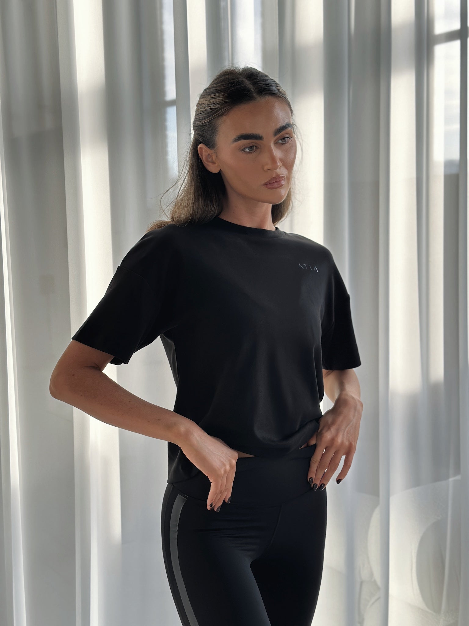 REFINED TEE - BLACK